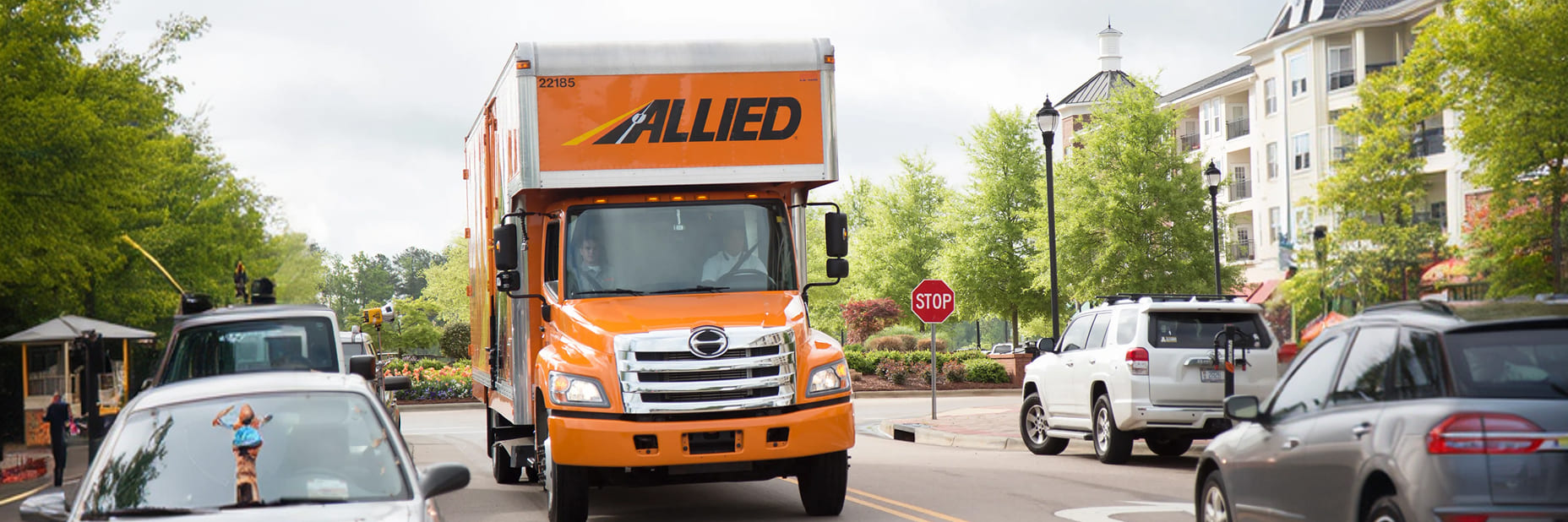 Moving-Companies-Serving-Parma-Heights allied moving truck